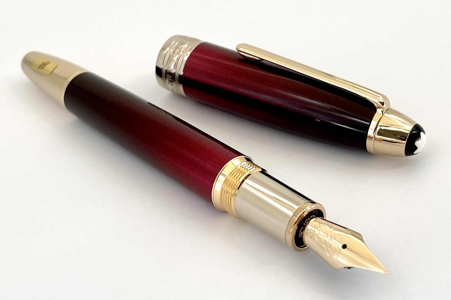 MontblancMB125331MeisterstuckCalligraphySolitaireBurgundyLacquerFlexibleNibFP_F2